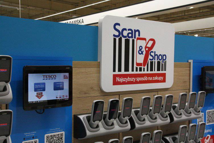 Tesco Scan&Shop w Lublinie. Problem kolejek w Tesco całkowicie zniknie? 1 C4FYCo8XUAAJaPb