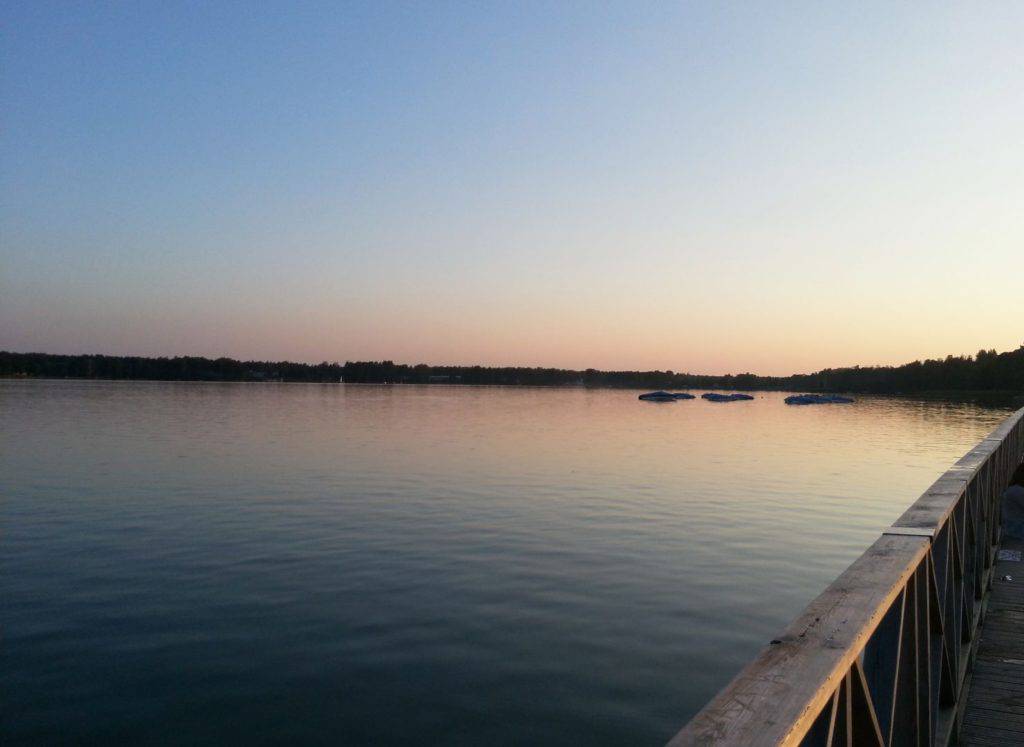 Pociągiem z Lublina nad jezioro. W zasięgu pojezierze łęczyńsko-włodawskie. Nowa linia kolejowa w regionie 2 jezioro białe okuninka