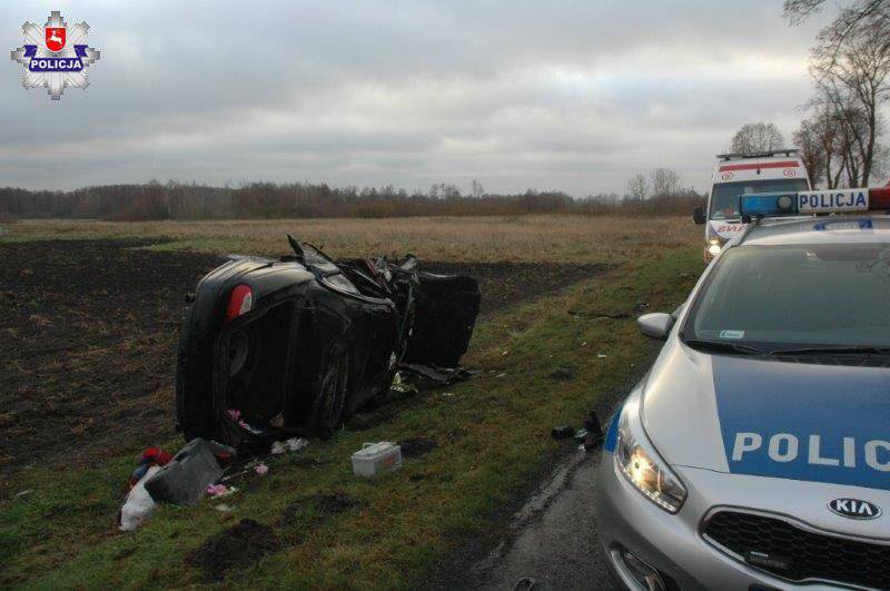 Śmiertelny wypadek w Woli Sernickiej. Kierowca jaguara zginął na miejscu 1 68 138695