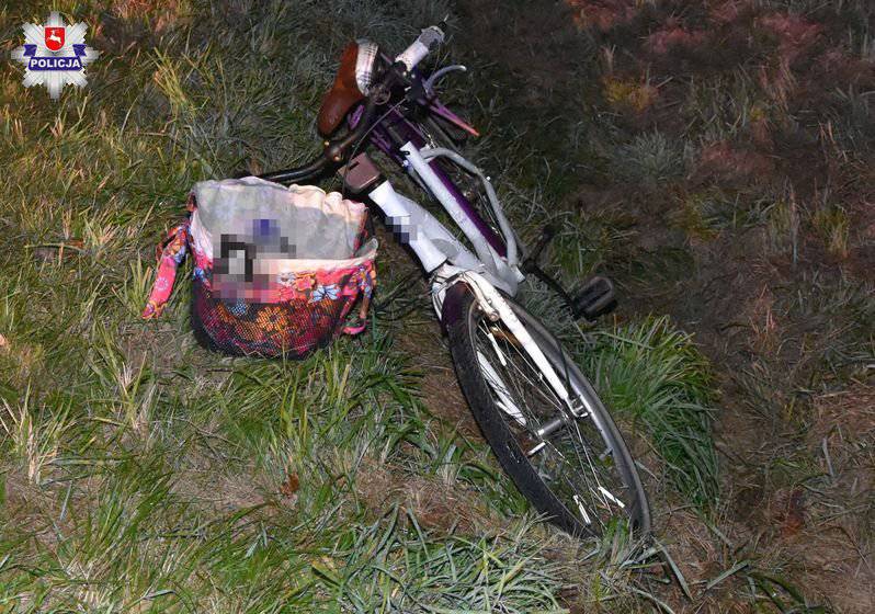 Samochód ciężarowy potrącił rowerzystkę. Z obrażeniami ciała trafiła do szpitala 1 68 156310