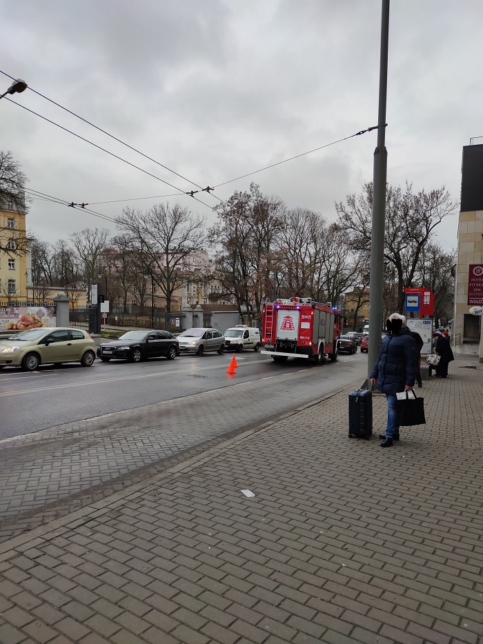 Utrudnienia na ul. Lubartowskiej po zderzeniu autobusu komunikacji miejskiej i samochodu 1 87064908 2439345956327163 2052335257511788544 n