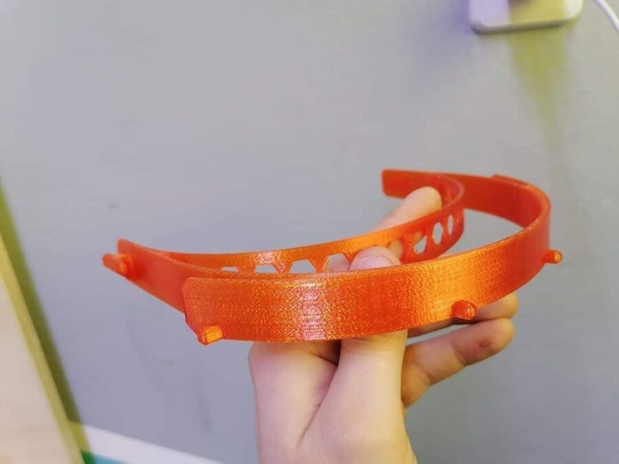 Drukują na drukarkach 3D przyłbice dla szpitali walczących z koronawirusem w naszym regionie 1 90623239 519973908930831 6295025371226046464 n
