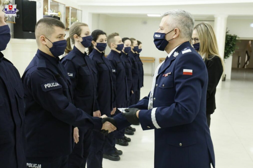 Nowi funkcjonariusze w szeregach KWP. Niebawem rozpoczną służbę 1 Nowi funkcjonariusze Komendy Wojewódzkiej Policji w Lublinie