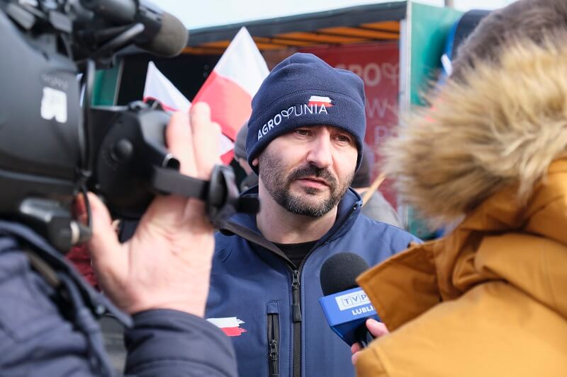 Protest AgroUnii w Lublinie. Rolnicy rozdawali jabłka. Była grochówka i kiełbaski z grilla 22 protest rolników agrounia lublin