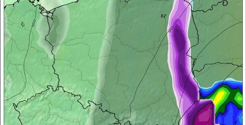 Nadciąga śnieżyca ze wschodu. Spadnie do 10 cm mokrego śniegu, IMGW wydało ostrzeżenie pogodowe 1 Prognozowane opady śniegu 6 kwietnia o godz. 7:00
