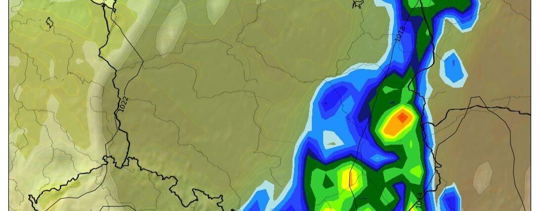 I znów załamanie pogody. IMGW ostrzega: nadciąga ulewa z południa. Spadnie do 45 litrów wody 3 Prognoza zasięgu ulewy w Polsce o godzinie 17:00, 17 maja 2023