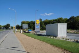 stacja paliw przy lidlu granata