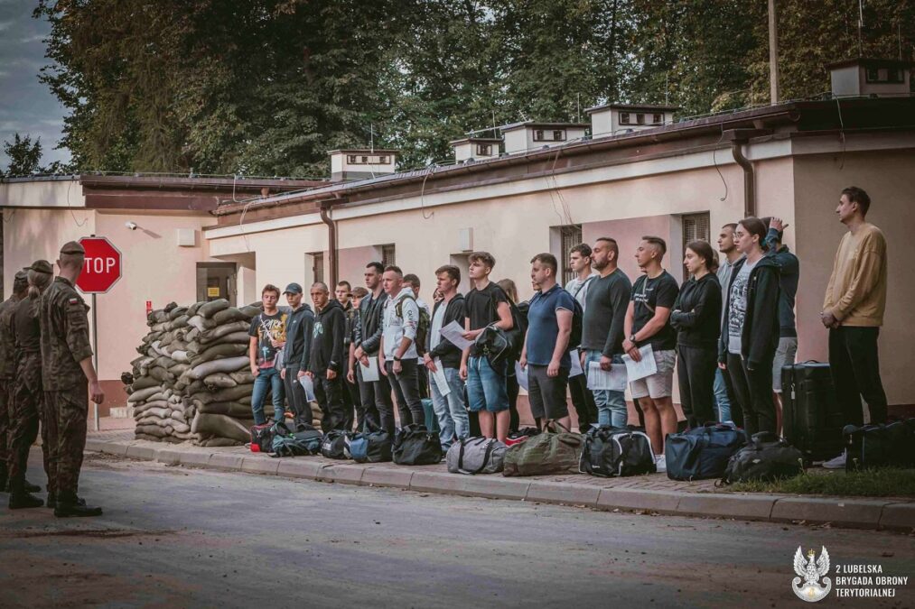 Podjęli wyzwanie i włożyli mundury 2 2LBOT