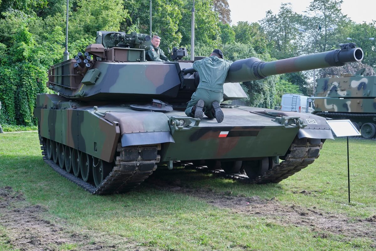 Piknik wojskowy na Błoniach pod Zamkiem w Lublinie