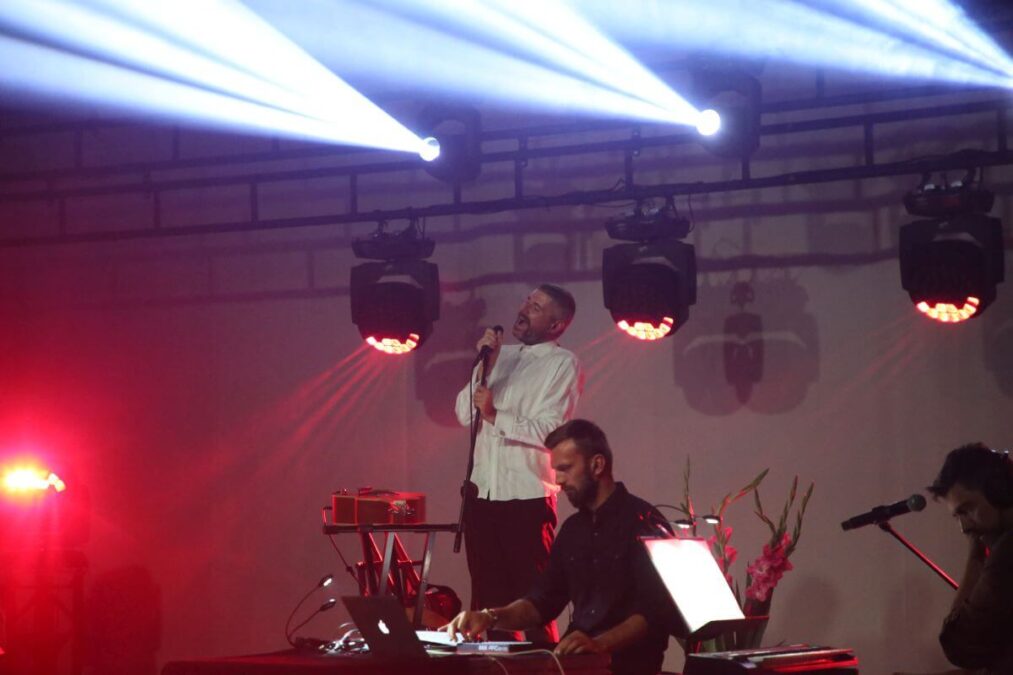 Fotorelacja z niedzielnego koncertu: Łukasz Jemioła z zespołem Lytane 15 Koncert Łukasz Jemioła z zespołem — Lytane