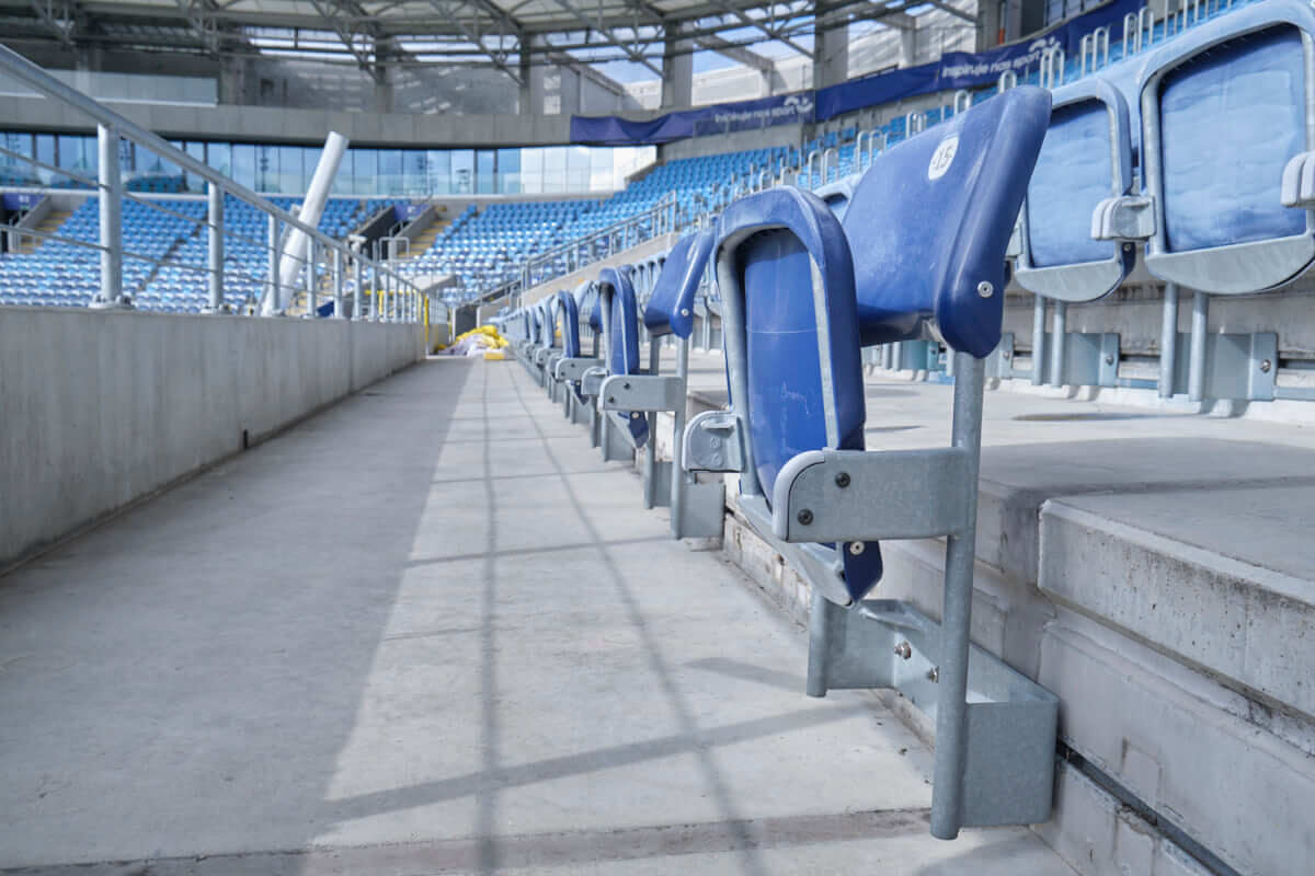 Napis MOTOR na stadionie Arena Lublin już gotowy. Brakuje jeszcze białego koloru. „Akcent na pewno się pojawi” 3 Sektor gości C2 dla kibiców z niepełnosprawnościami