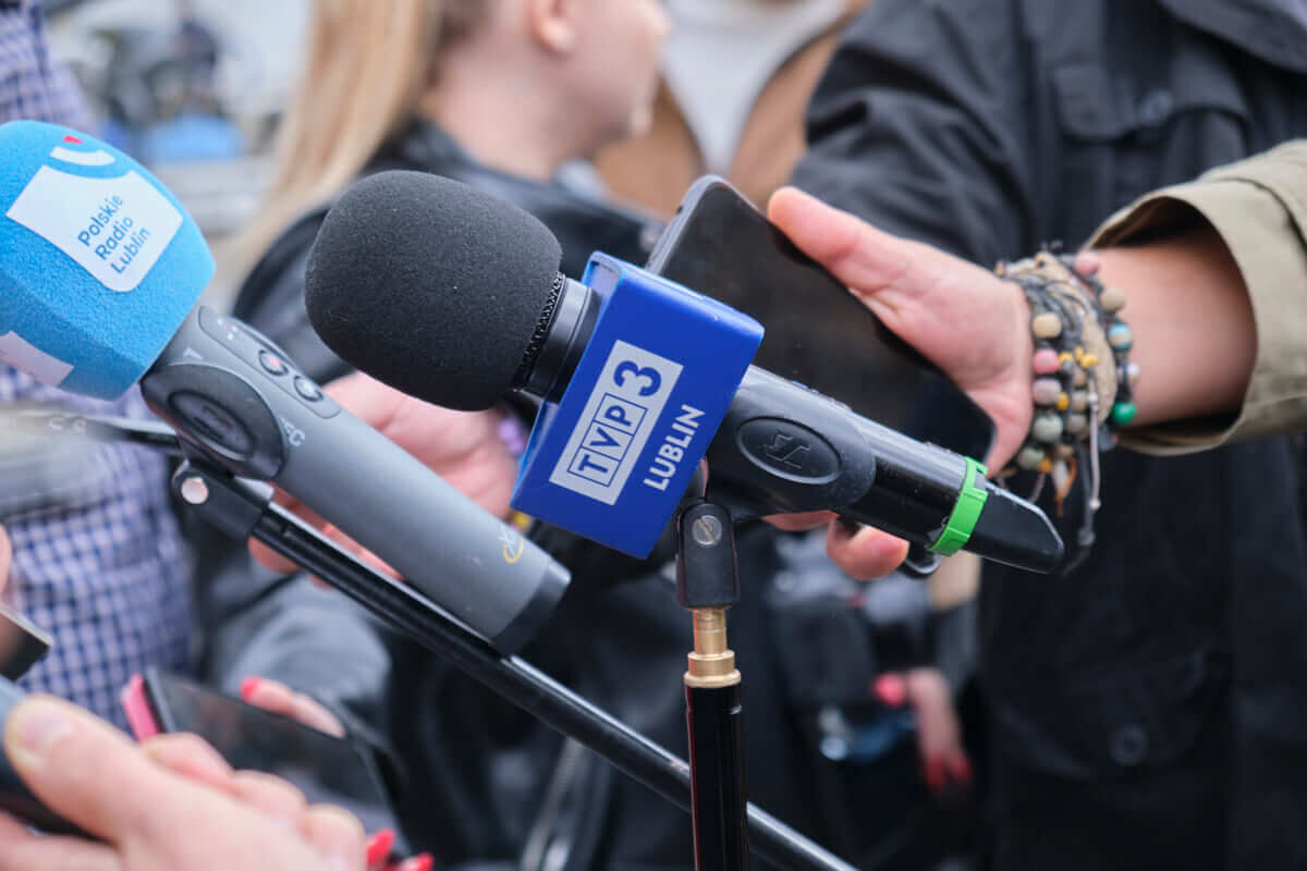TVP liczy straty po wyłączeniu anteny i zamieszkach z tym związanym. Spadek udziału rynku reklam i widowni 3 TVP3 Lublin