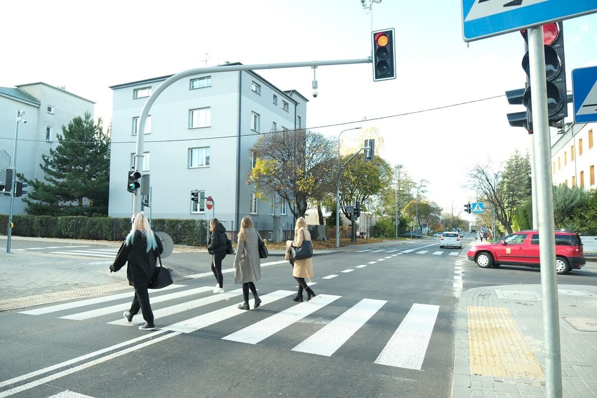 Koniec remontu Popiełuszki, ulica otwarta dla ruchu. Autobusy wracają na stałe trasy 1 Ulica Popiełuszki po remoncie