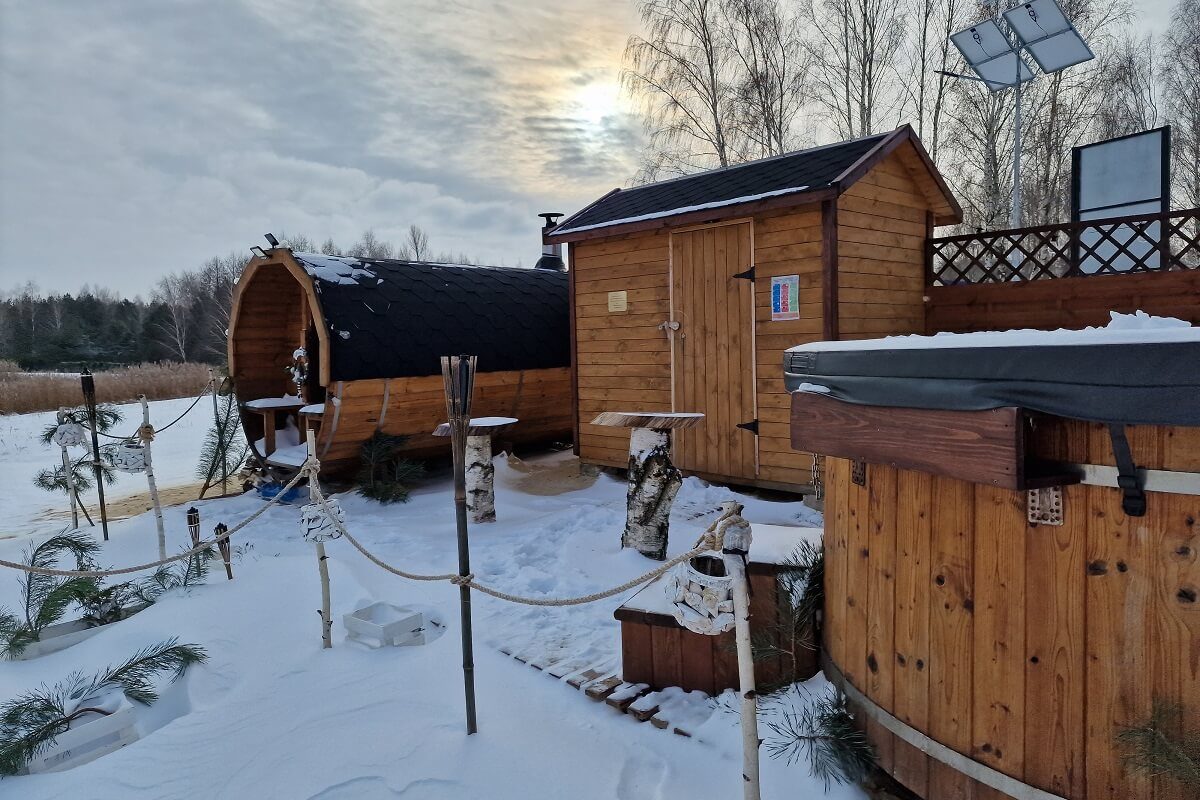 W saunie i Gorącej Bali zapomnisz o wszelkich dolegliwościach! Zdrowotny wypad za miasto 2 Zakątek saunowy i spa zimą