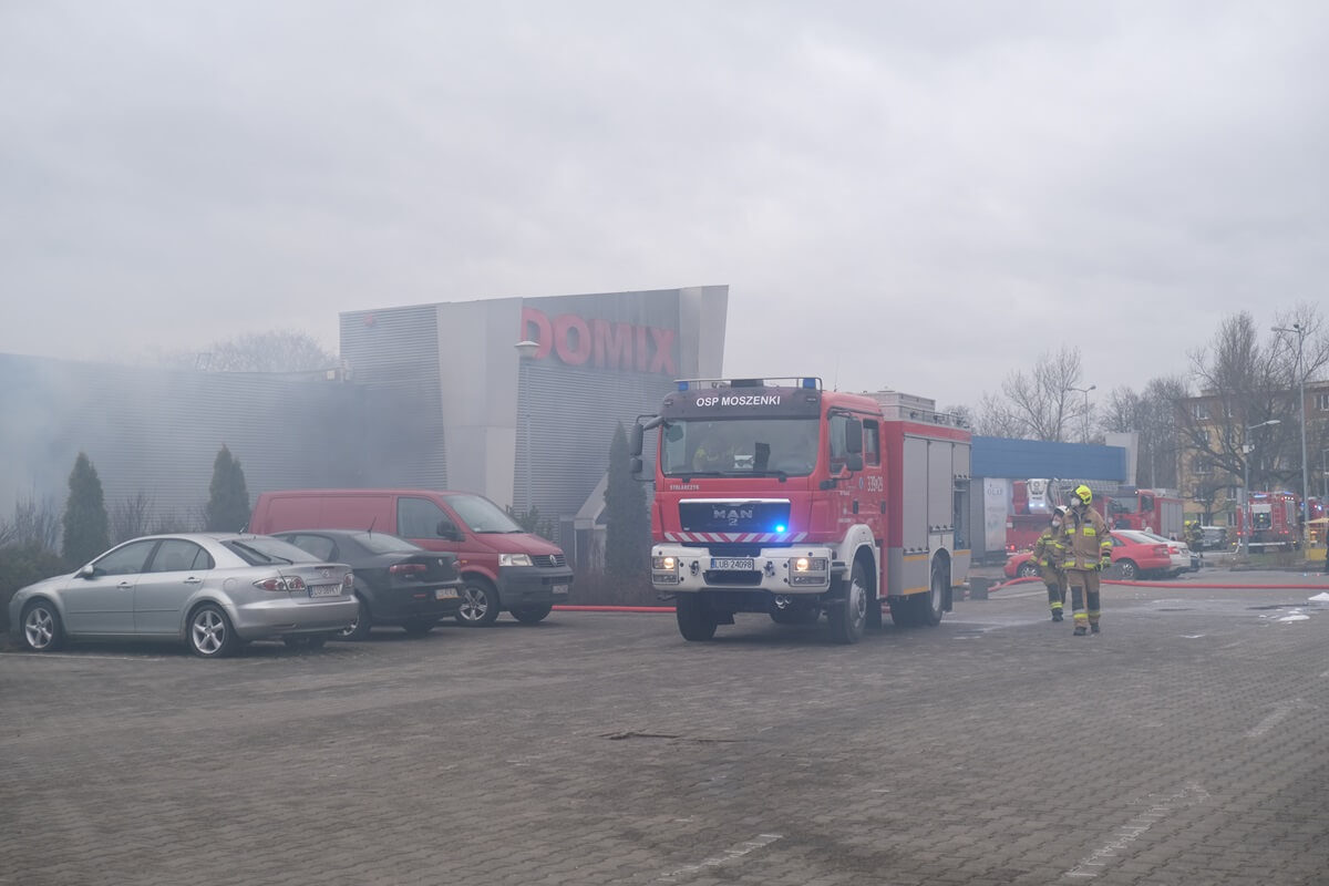 Pożar budynku Domix przy ul. Łęczyńskiej w Lublinie