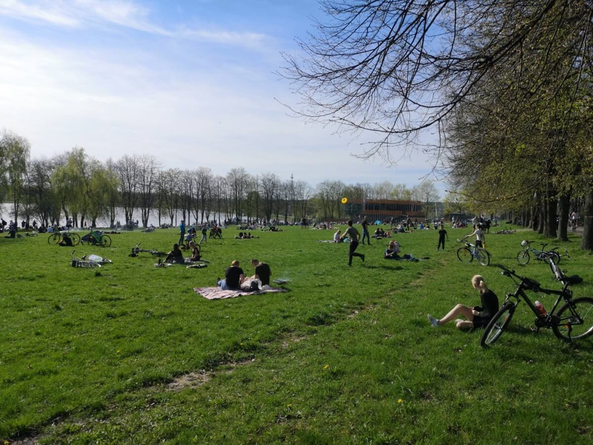 Niedziela nad Zalewem Zemborzyckim