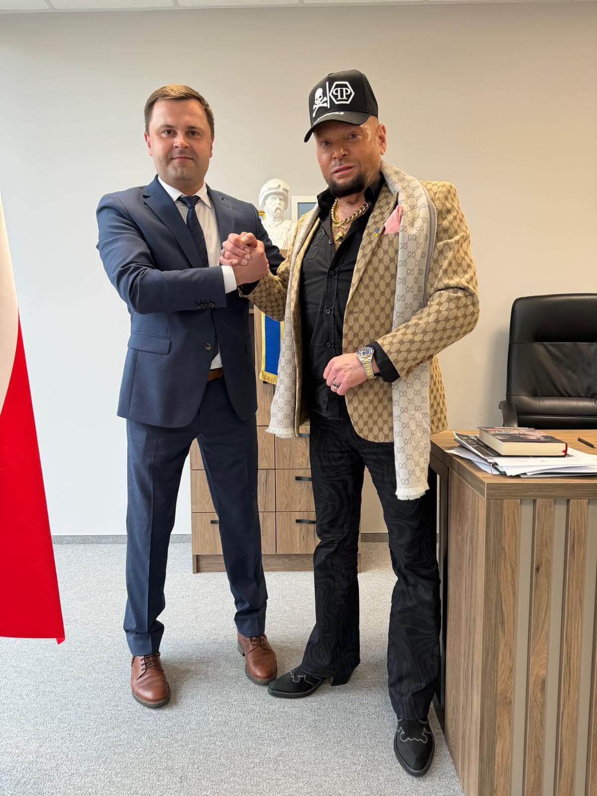 Krzysztof Rutkowski z wizytą w naszym mieście. Został odznaczony przez Konsula Generalnego Ukrainy w Lublinie 3 oleh kuts i krzysztof rutkowski 3