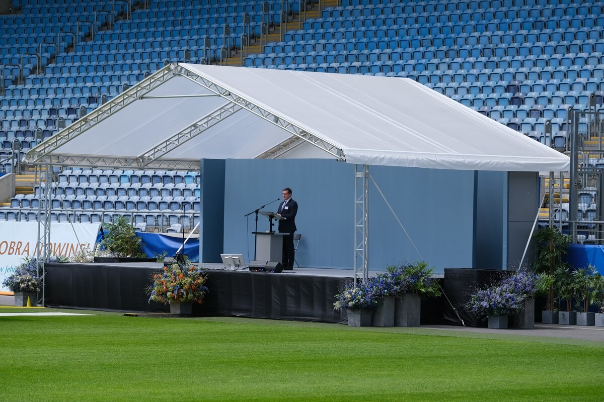 Tysiące wiernych na Arenie Lublin! W Lublinie rozpoczął się kongres Świadków Jehowy 2024. Zobacz zdjęcia 4 Kongres Świadków Jehowy 2024 w Lublinie