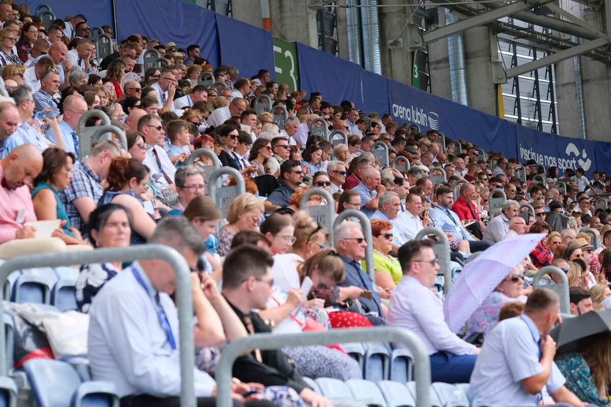 Tysiące wiernych na Arenie Lublin! W Lublinie rozpoczął się kongres Świadków Jehowy 2024. Zobacz zdjęcia 5 Kongres Świadków Jehowy 2024 w Lublinie