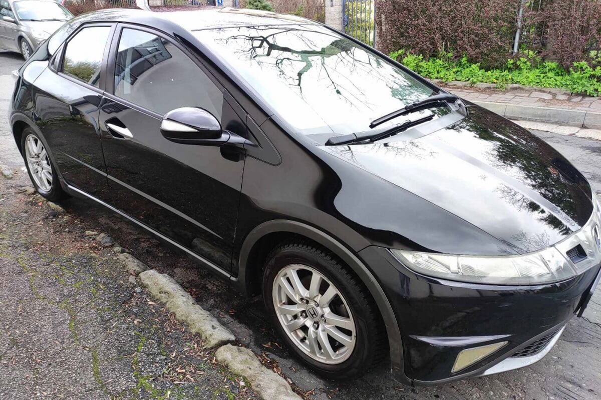 Kompleksowa pielęgnacja pojazdów z JJA Wash&Detailing 4 honda