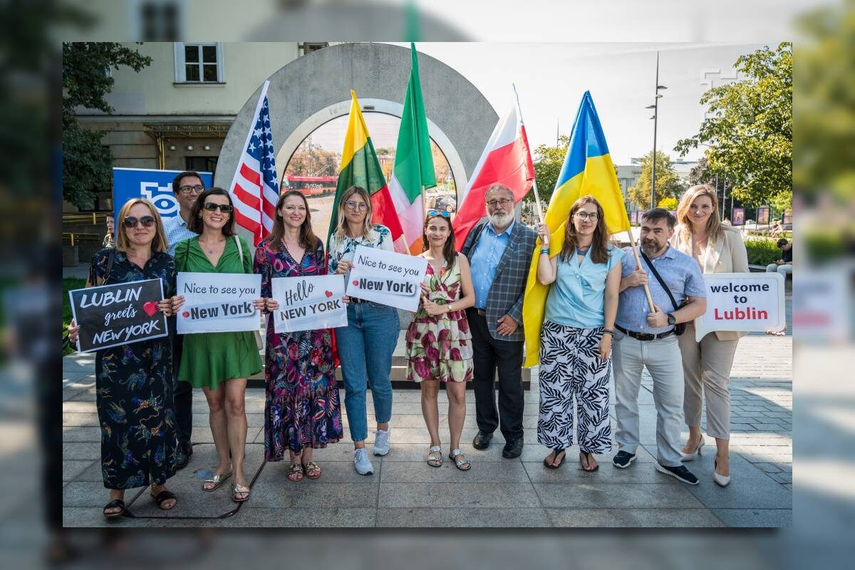 Lublin w globalnej sieci Portali – połączył się z Nowym Jorkiem i Dublinem 1 Symboliczne powitanie mieszkanek i mieszkańców Nowego Jorku i Dublina