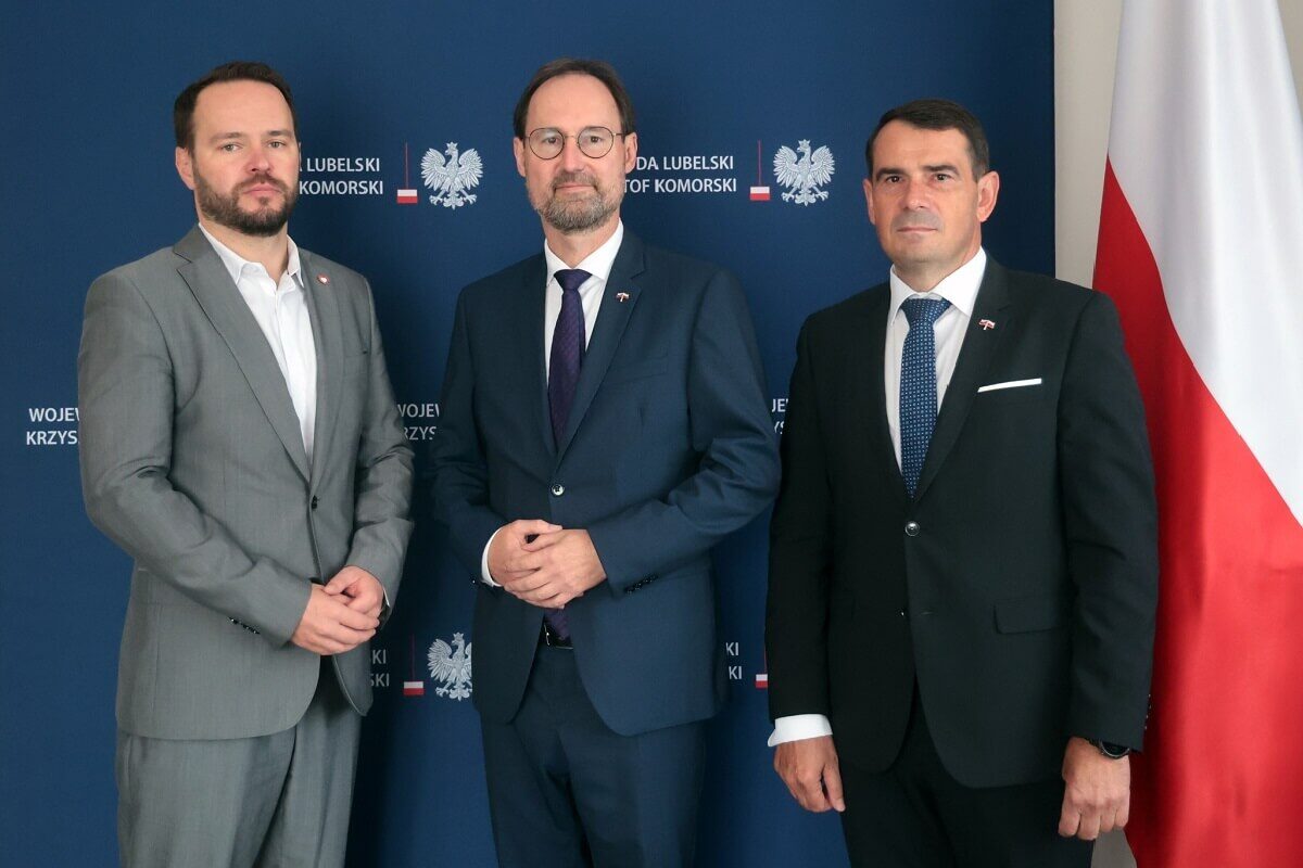Ambasador Czech odwiedził Lublin – rozmowy o współpracy gospodarczej z wojewodą 2 Spotkanie urzędników w LUW