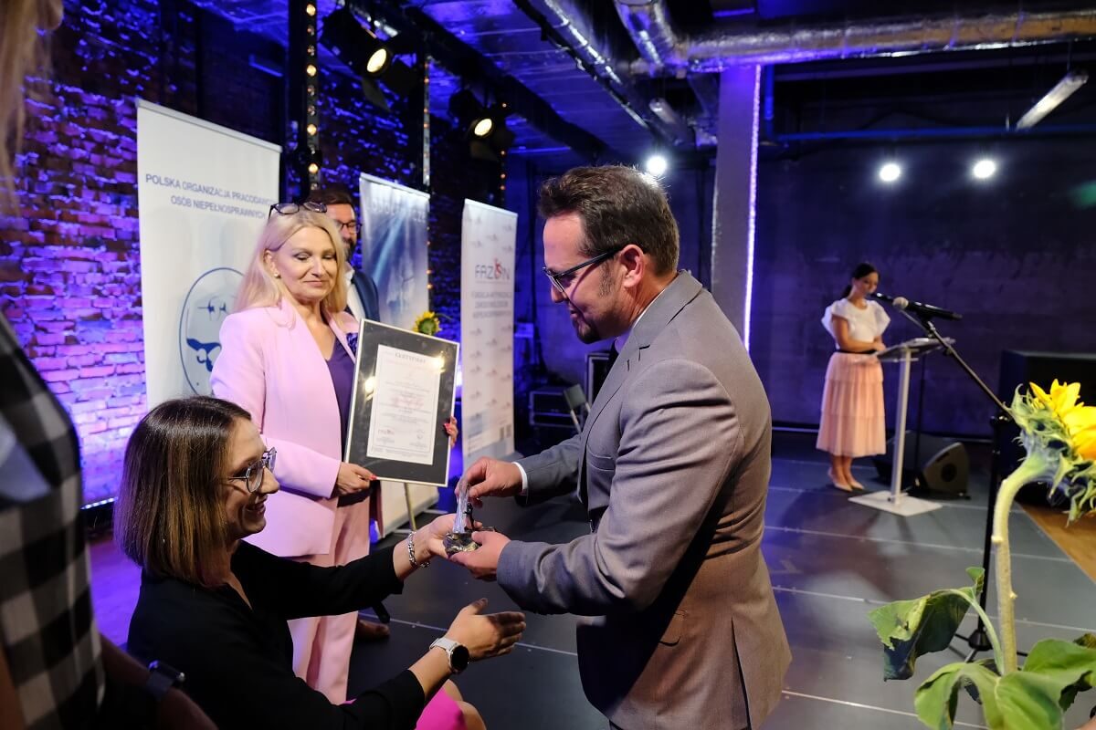 Dworzec Lublin nagrodzony Statuetką Lodołamacza za przyjazną przestrzeń dla osób z niepełnosprawnością 1 Konkurs „Lodołamacze”