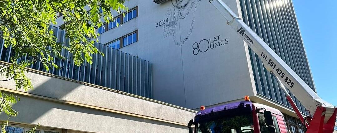Mamy nowy mural w Lublinie! Mural Marii Curie-Skłodowskiej – to hołd dla patronki na 80-lecie UMCS 1 Tworzenie muralu na UMCS
