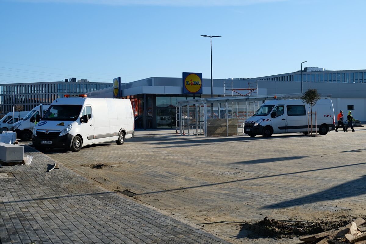 Wkrótce otwarcie 15. sklepu Lidl w Lublinie. Nowość, której nie znajdziesz w żadnym innym Lidlu! 1 Prace wokół sklepu Lidl przy ul. Gęsiej