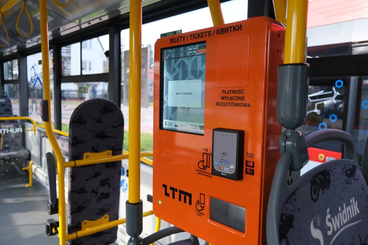 Awaria terminali w autobusach i biletomatach. Pasażerowie mają dziś (20.04) problemy z kupnem biletów