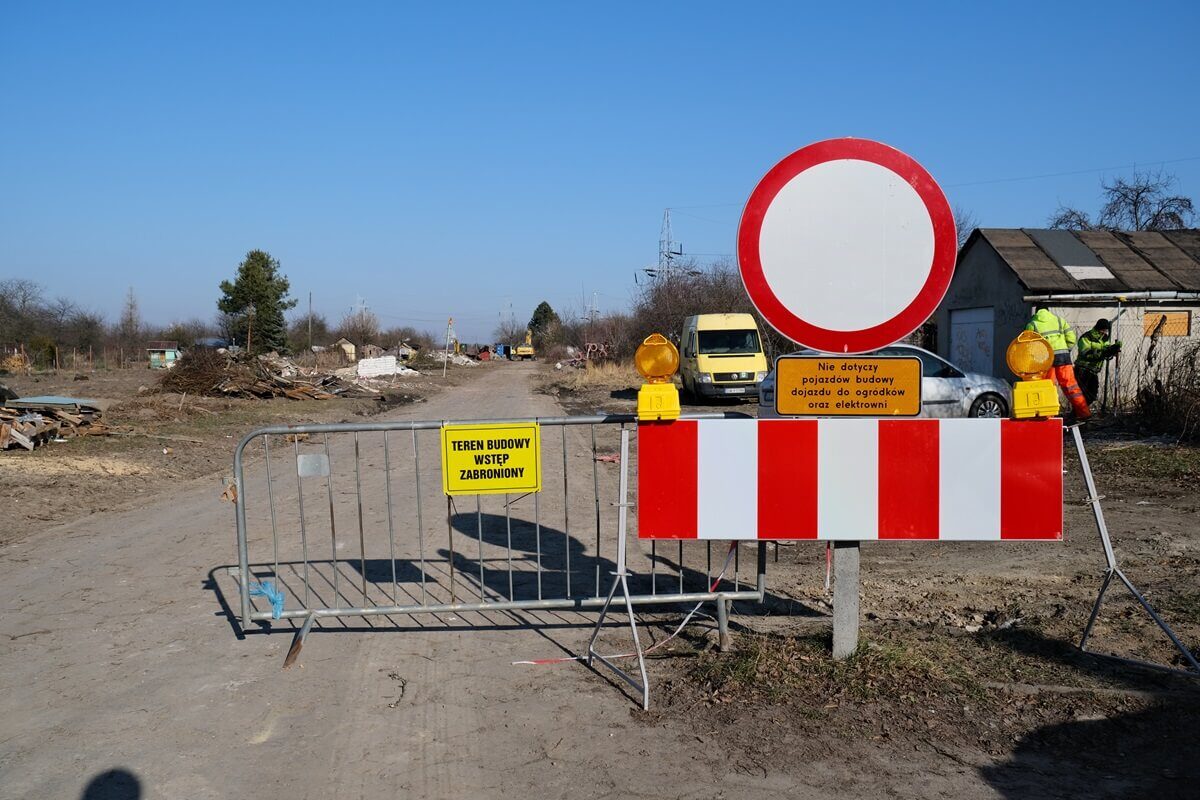 Wyburzone ogródki działkowe przy ul. Mełgiewskiej w Lublinie