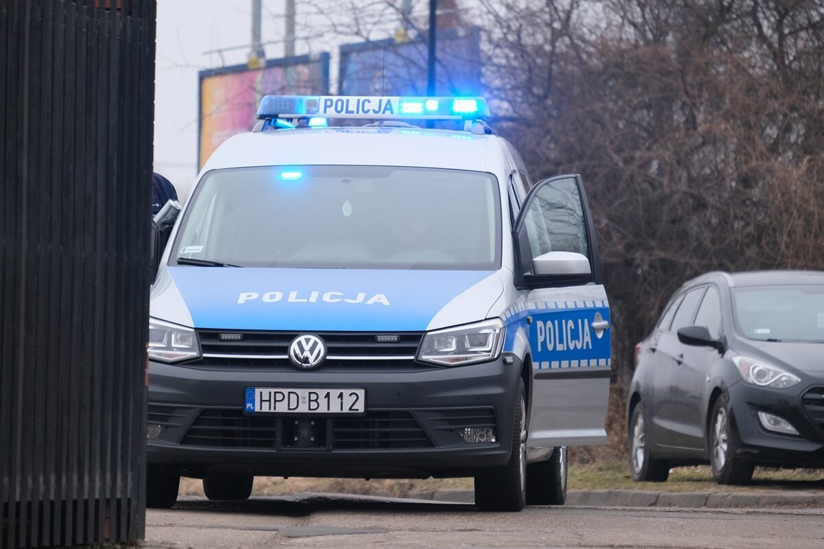 Interweniujący patrol policji