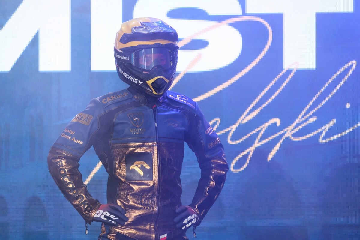 Orlen Oil Motor Lublin ogłosił gotowość do walki o czwarte mistrzostwo. Skóra zamiast kevlaru, nowi sponsorzy klubu 4 Nowe skórzane kombinezony zawodników Orlen Oil Motoru Lublin w sezonie 2025