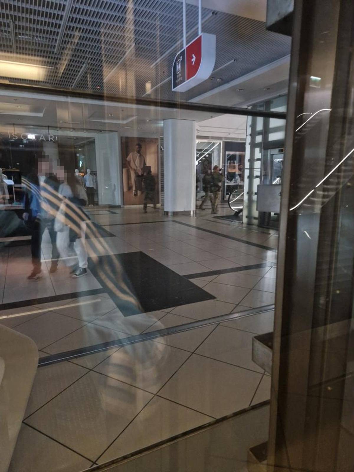 Kontrterroryści w centrum handlowym w Lublinie. Co tam się stało? 1 Kontrterroryści w centrum handlowym Lublin Plaza