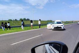 toyota uderzyla w poduszke na rozjezdzie wezla lublin slawinek