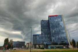 ciemne chmury nad lublinem