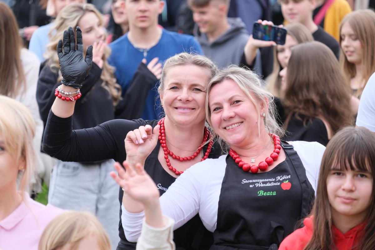 Dziesiątki tysięcy pierogów, prawdziwe tłumy i dwaj królowie na scenie. Tak w niedzielę bawiła się Bychawa! (zdjęcia) 4 Święto Pierogów w Bychawie 2025