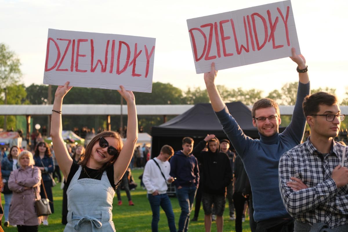 Dziesiątki tysięcy pierogów, prawdziwe tłumy i dwaj królowie na scenie. Tak w niedzielę bawiła się Bychawa! (zdjęcia) 4 Święto Pierogów w Bychawie 2025