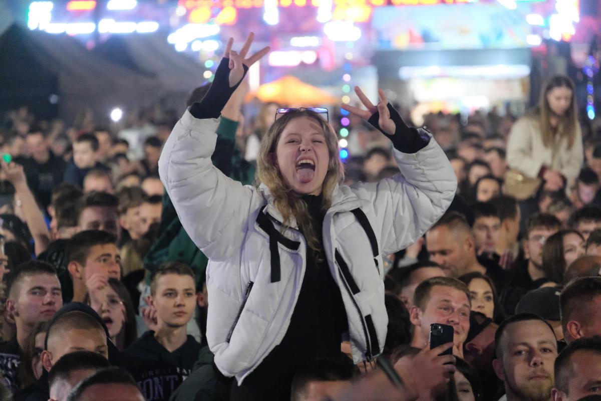 Dziesiątki tysięcy pierogów, prawdziwe tłumy i dwaj królowie na scenie. Tak w niedzielę bawiła się Bychawa! (zdjęcia) 1 Święto Pierogów w Bychawie 2025