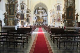 Wnetrze kosciola w kaplicy sw. Jozefa przy kosciele pw. Nawrocenia sw. Pawla 28203f2045aa