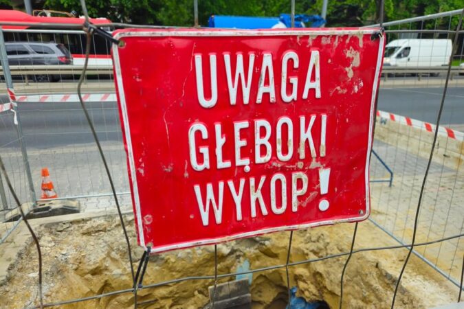 tabliczka uwaga gleboki wykop 82380ab0340d