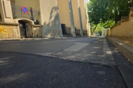 zniszczona nawierzchnia jezdni ul podwale 19440499dfea