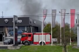 pozar samochodow na terenie salonu samochodowego przy ul melgiewskiej ee9baa2477ff