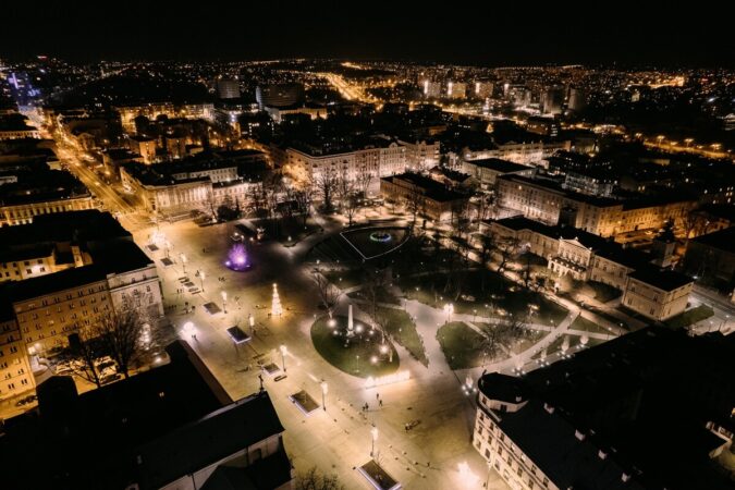 Strona główna 8 plac litewski w zimowa noc f417b5c47387