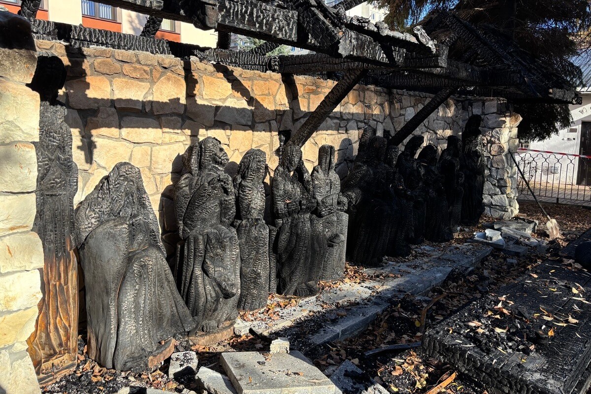 Podpalili kapliczkę na terenie parafii w Lublinie. Zniszczenia na ponad 70 tys. zł, grozi im 5 lat więzienia