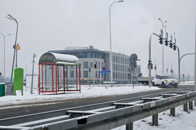 biurowiec zelwerowicza office ce4479fdc694