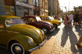 zabytkowe auta na placu litewskim def1018d4745