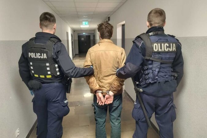 zatrzymany za probe kradziezy samochodu 231716ab365b