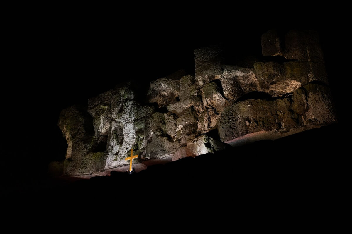 W piątek Droga Krzyżowa na Majdanku. Dodatkowe autobusy dowiozą i odwiozą wiernych