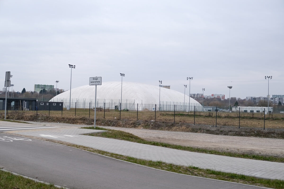 Dojazd do ośrodka szkoleniowego Motoru Lublin do poprawy. Jest wniosek o budowę nowej drogi, ale wciąż niejasne plany rozbudowy LAF 2 Lubelska Akademia Futbolu